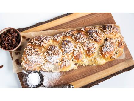 Najlepší recept na vianočku a návod na pletenie zo 4, 5, 6 a 9 prameňov