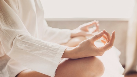 Ako správne meditovať: druhy meditácie pre začiatočníkov (mindfulness, proti stresu atď.)