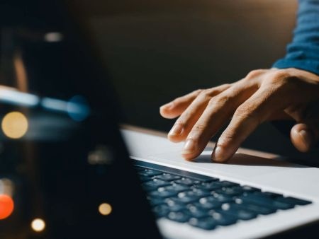 Cele mai bune și fiabile laptopuri (2026)