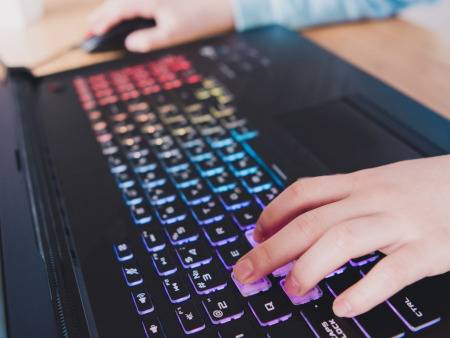 Nejlepší herní notebooky od 15 000 do 30 000 Kč