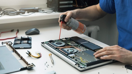 PC és laptop tisztítás otthon: szabadulj meg a portól egyszerűen
