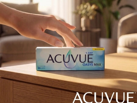 Vidíte hůř na blízko? Zjistěte, co je presbyopie a jak pomáhají čočky ACUVUE®