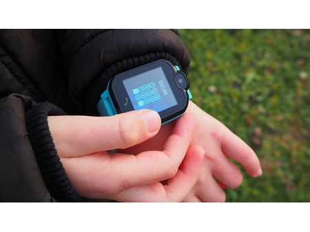 Dětské hodinky LAMAX WCall Blue (Recenze)