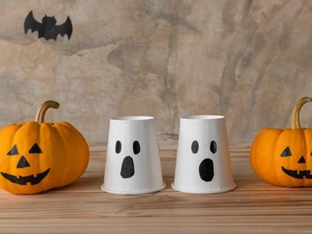 Vyrábění na Halloween: DIY dekorace a výrobky nejen z papíru