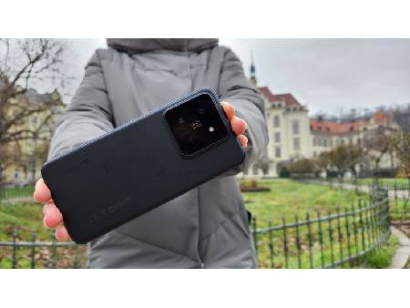 Recenze Xiaomi 14: Výkonný ďábel, co se dokáže rozpálit