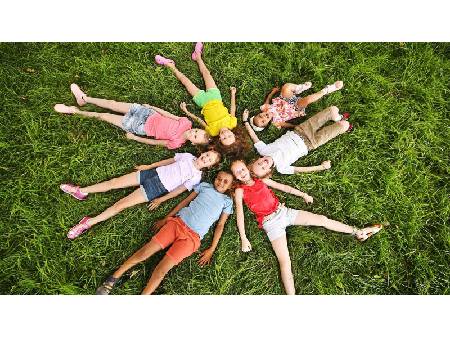 Mezinárodní den dětí: Inspirace na dárky i aktivity, které vykouzlí úsměv