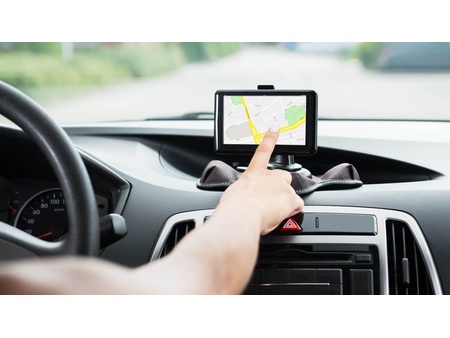 Nejlepší navigace do auta, na kolo i motorku, do mobilu a na turistiku (2024)