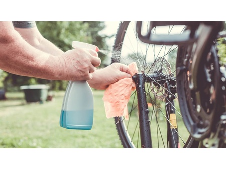 Údržba bicykla: Čistenie a mazanie reťaze, vidlice aj údržba po zime
