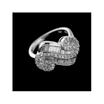 KA R424 strieborný prsteň s kameňom