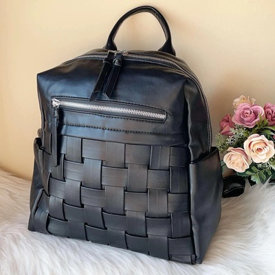 Дамска Черна Раница - Модел 1058