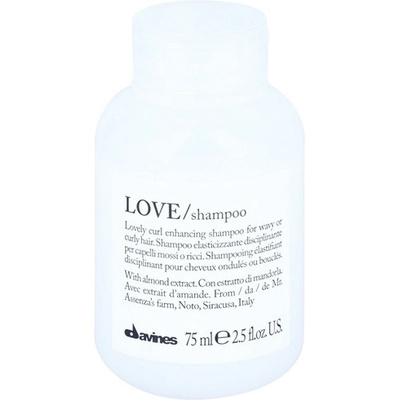 Davines Love Almond šampón pre vlnité vlasy Lovely Curl Enhancing Shampoo for Wavy or Curly Hair 75 ml