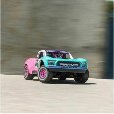 Arrma Mojave Grom 223S BLX 4WD Smart RTR bílá 1:18