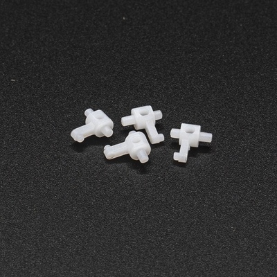 Racing TURBO RACING Turbo levé a pravé C-držáky 4 ks TB-760011