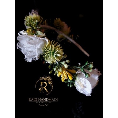 Radi handmade Диадема с бели рози и жълти акценти (882)
