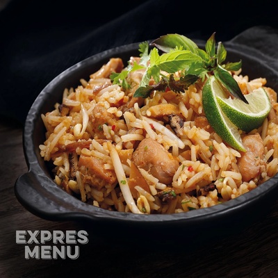 Expres Menu Khao Soi Thajská nudlová polévka s kachním masem 330 g – Zboží Dáma