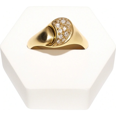 Златен пръстен