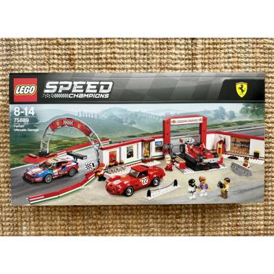LEGO® Speed Champions 75889 Úžasná garáž Ferrari