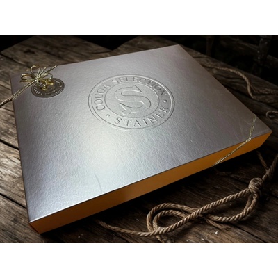Stainer bonboniera zlatá velká squared chocolate box assorted pralines 300 g