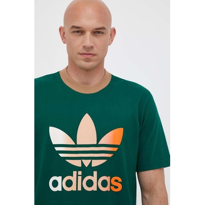 adidas Originals Памучна тениска adidas Originals в зелено с принт (IP6969)