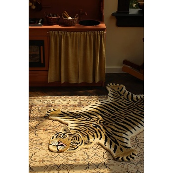Doing Goods Вълнен килим Doing Goods Drowsy Tiger 150 x 90 x 2 cm (1.45.10.004.700.5)