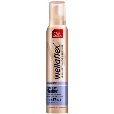 Wellaflex 2 Days Volume penové tužidlo 200 ml