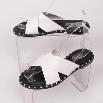 Ежедневни дамски чехли с широки кръстосани ленти