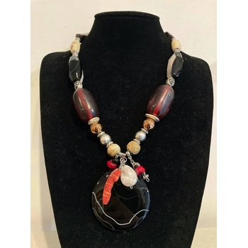 Image 1 of Дизайнерско колие от ахат