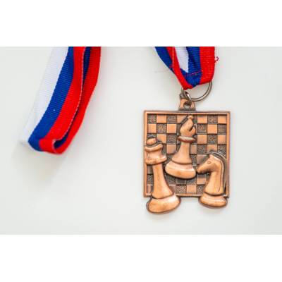 Shakhmaten magazin Шахматен медал Шахматна дъска бронз