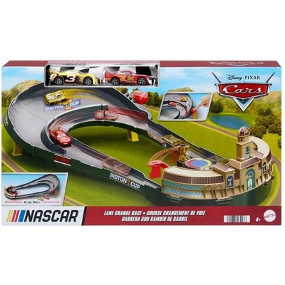Mattel Hot Wheels Disney Cars Autodráha Blesk McQueen HXJ33
