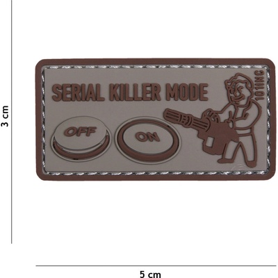 Gumová nášivka 101 Inc nápis Serial Killer Mode - šedá