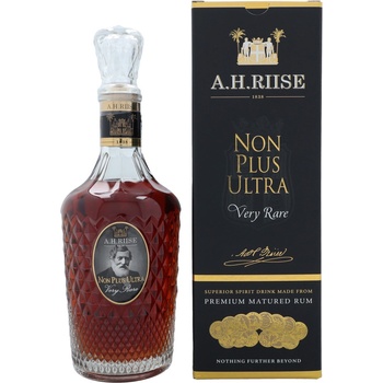 A.H. Riise Non Plus Ultra 42% 0,7 l (kartón)