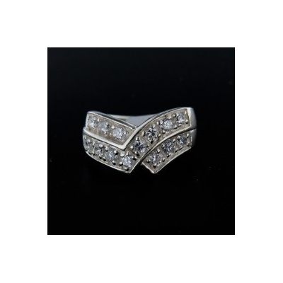 KA R111 strieborný prsteň s kameňom