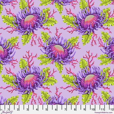 Bavlněná látka květinová fialová | Tula Pink – Floral Reef – Friends & Anemones