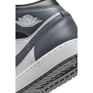 Jordan Air 1 Mid маратонки за деца