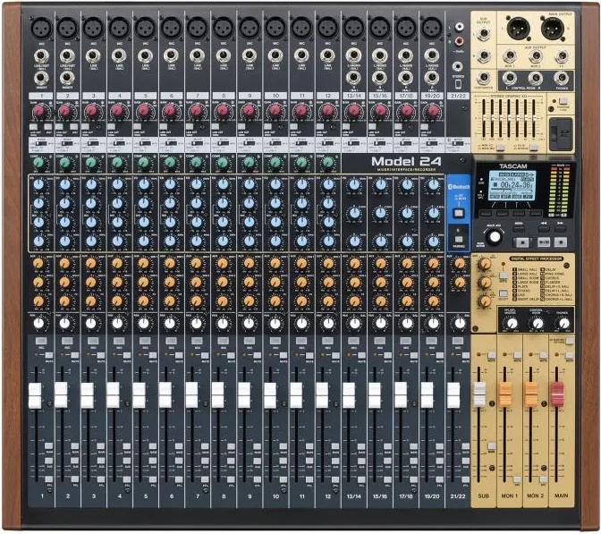 TASCAM Model 24