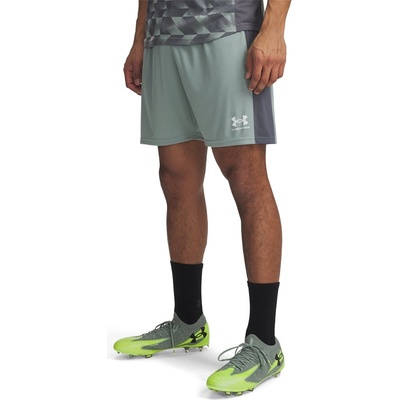 Under Armour Challenger Knit Short - Silica Green