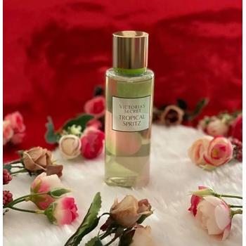Image 1 of Victoria's Secret Хидратиращ спрей за тяло Tropical Spritz - Victoria Secret