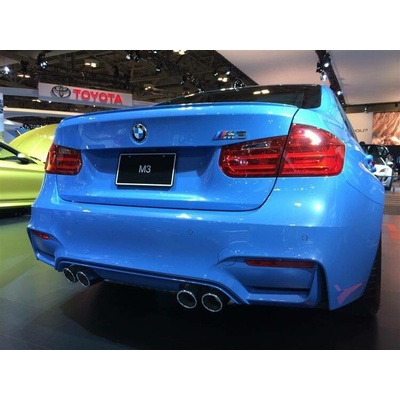Zadní křídlo M3 pro BMW 3 F30 na hranu kufru nalepovací