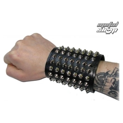 Black & metal гривна Конуси - bwz-104