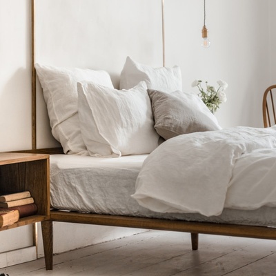 Linen Tales Бял еластичен чаршаф със смес от лен 180x200 cm - Linen Tales (PLBON-SFTC-180x200x20-W)