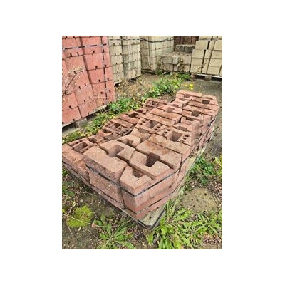 GEOSTONE miniFLAT 1/4 štípaný Červená NESTANDARD