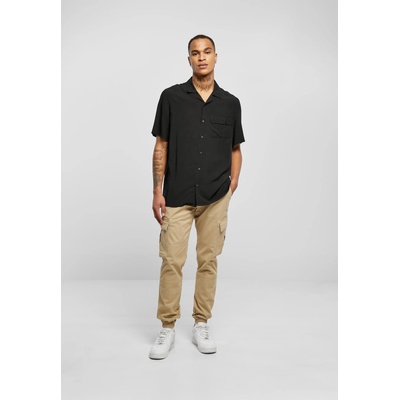 Urban Classics Мъжка риза в черен цвят Urban Classics Camp ShirtUB-TB4916-00007 - Черен, размер S