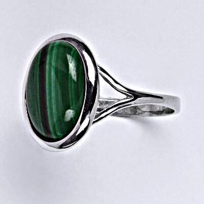 Čištín Stříbrný prsten přírodní kámen malachit T 1454 m