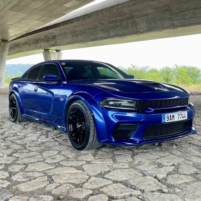 Zažij Dodge Charger 6.4L V8 Scat Pack Délka spolujízdy: 20 min.