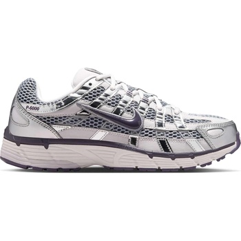 Nike Обувки w p-6000