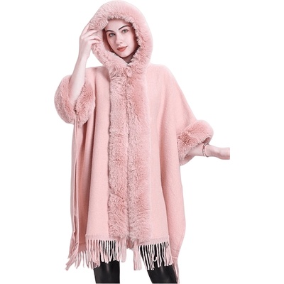 Стилно розово пончо с качулка, пух и ресни