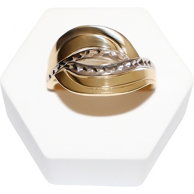 Златен пръстен