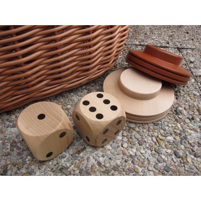 Vrhcáby velké dřevěné Hra +: banner (180x180cm)