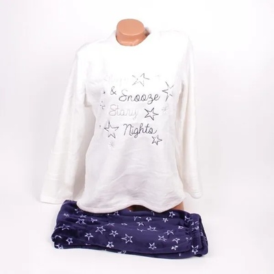 Пухкава дамска пижама в бяло и тъмносиньо със звезди и надпис