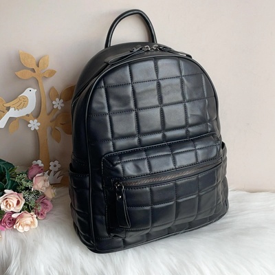 Дамска Черна Раница - Модел 1010